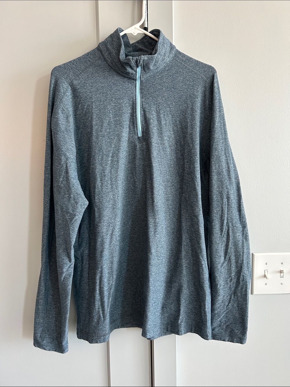 lululemon athletica Men's Heather Slate Zip-Up Pullover